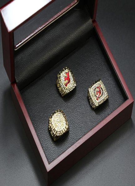 3pcs 1995 2000 2003 new jersey devils cup championship ring set wooden box men sport fan souvenir gift wholesale dropshipping8214789, Golden;silver
3pcs 1995 2000 2003 new jersey devils cup championship ring set wooden box men sport fan souvenir gift wholesale dropshipping8214789, Golden;silver