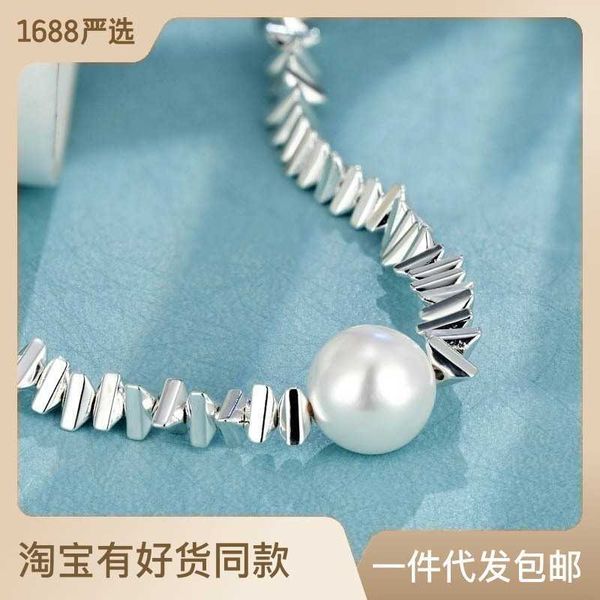 minimalist pearl titanium steel jewelry niche jewelry design silver necklace female summer, Black
minimalist pearl titanium steel jewelry niche jewelry design silver necklace female summer, Black