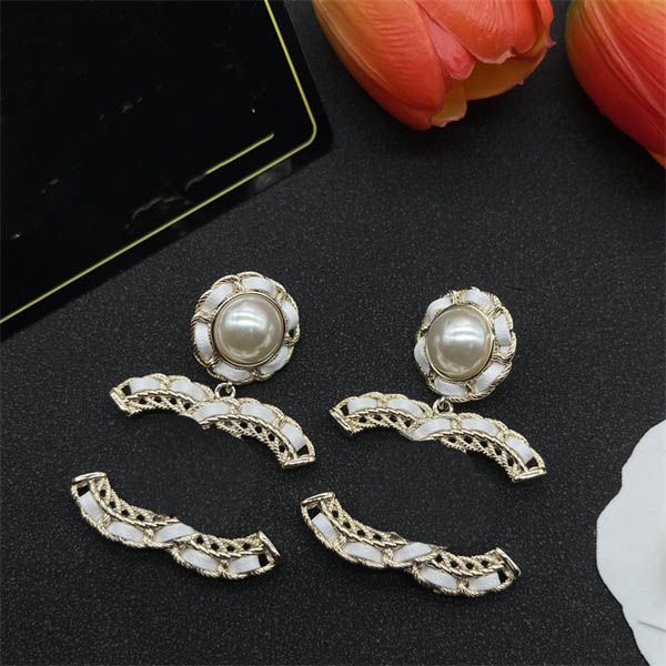 new spring/summer luxury letter c earring designer ccity tassels stud earing women party hoop gold earrings woman accessories 798734, Golden;silver
new spring/summer luxury letter c earring designer ccity tassels stud earing women party hoop gold earrings woman accessories 798734, Golden;silver