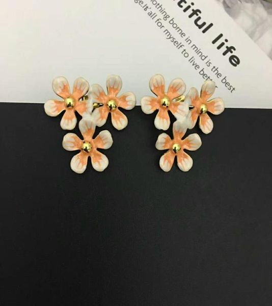new arrivals luxury designer women earrings enamel flowers earrings for women fashion party jewelry 4282525, Silver
new arrivals luxury designer women earrings enamel flowers earrings for women fashion party jewelry 4282525, Silver