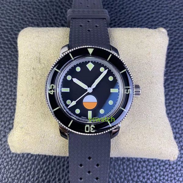 gsf 5008 watch cal.1131 movement diameter 40.3mm natural rubber strap steel case sapphire crystal glass luminous display, Slivery;golden
gsf 5008 watch cal.1131 movement diameter 40.3mm natural rubber strap steel case sapphire crystal glass luminous display, Slivery;golden