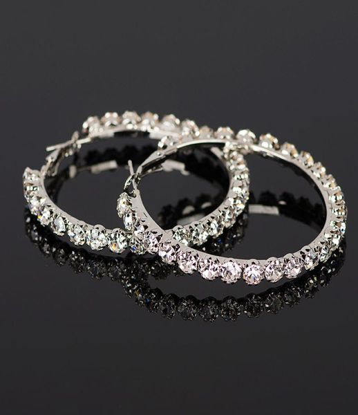 new design crystal rhinestone hoop earrings gold sliver big hoop circle earring fashion jewelry for women party accessories7676148, Golden;silver
new design crystal rhinestone hoop earrings gold sliver big hoop circle earring fashion jewelry for women party accessories7676148, Golden;silver