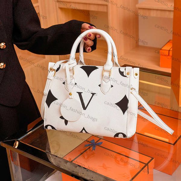 designer bags women's portable handbags embossed flower monograms onthego handbag the tote bag shoulder cross body bag caitlin_fashion_
designer bags women's portable handbags embossed flower monograms onthego handbag the tote bag shoulder cross body bag caitlin_fashion_