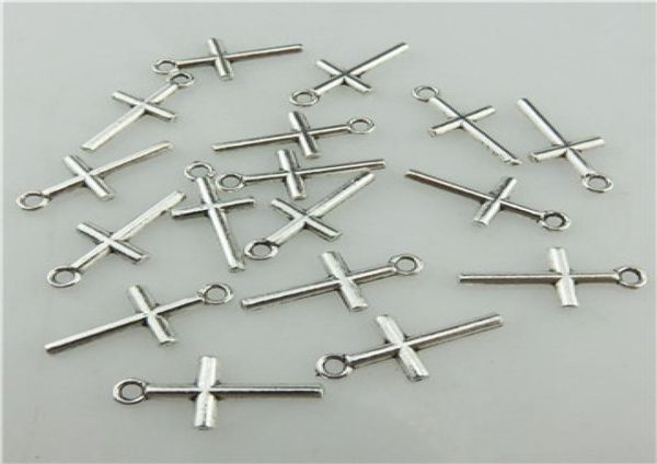 20219 100pcslot vintage silver alloy smooth blank religious 18mm cross pendant7268602
20219 100pcslot vintage silver alloy smooth blank religious 18mm cross pendant7268602