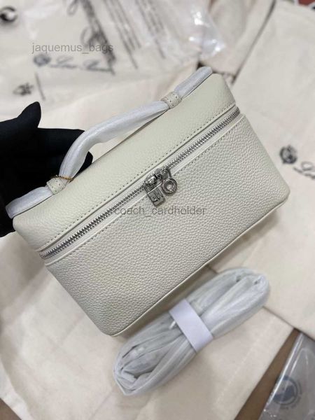 women's bag loro piana extra handbag pocket bag l19 one shoulder handbag jf05
women's bag loro piana extra handbag pocket bag l19 one shoulder handbag jf05