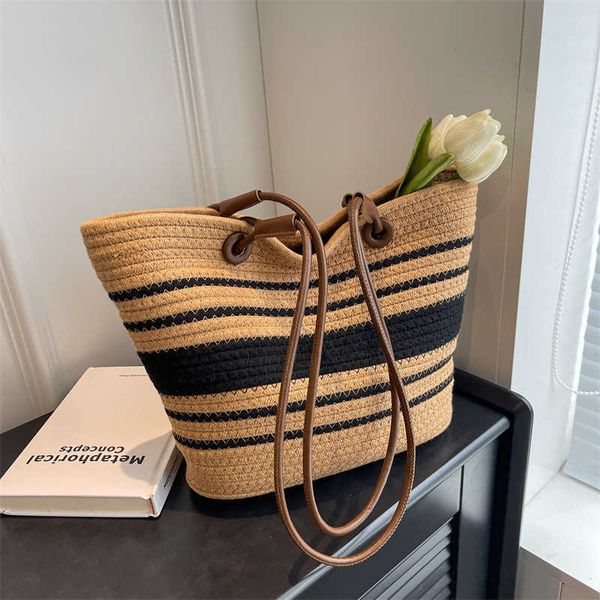 grass woven bag new popular and fashionable color contrast women's bag summer niche shoulder bag women's large capacity tote bag
grass woven bag new popular and fashionable color contrast women's bag summer niche shoulder bag women's large capacity tote bag