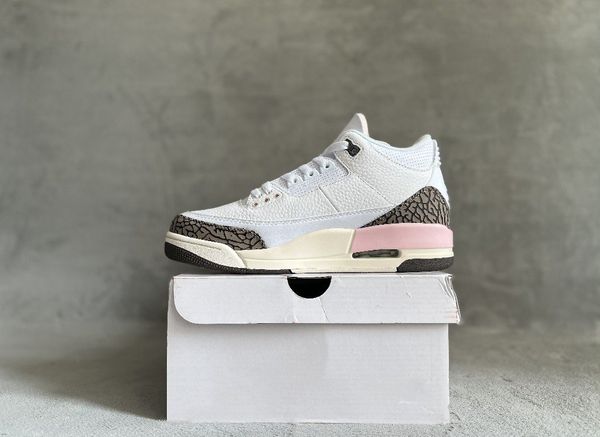 cherry blossoms pink and white vintage basketball shoes from men us 7-13 size 40-47
cherry blossoms pink and white vintage basketball shoes from men us 7-13 size 40-47