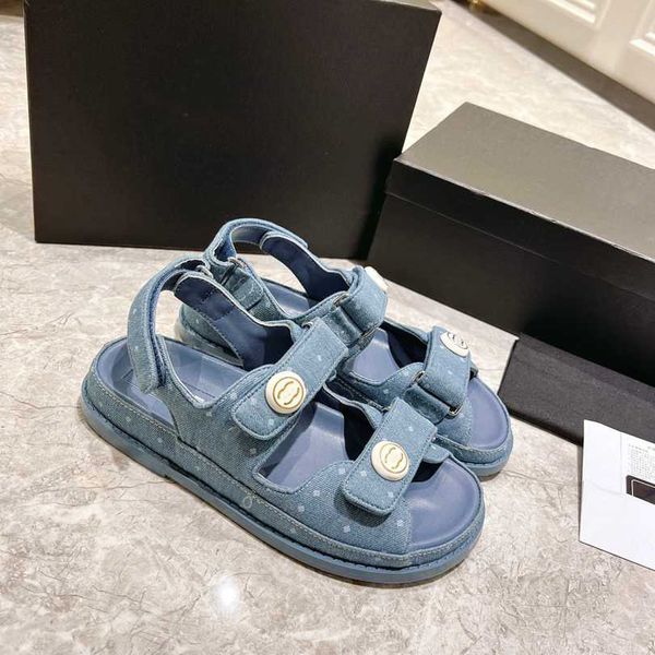 designer beach shoes channel luxury coachs cc women's fashion flat sandals summer slide classic slippers xn03
designer beach shoes channel luxury coachs cc women's fashion flat sandals summer slide classic slippers xn03