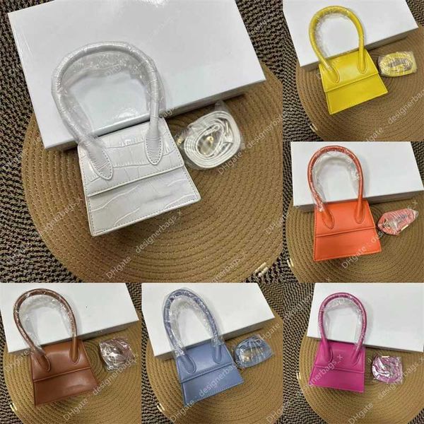 2023 women hand bags new mini fashion korean version square designer simple plain fashion single shoulder fashion versatile portable messeng
2023 women hand bags new mini fashion korean version square designer simple plain fashion single shoulder fashion versatile portable messeng