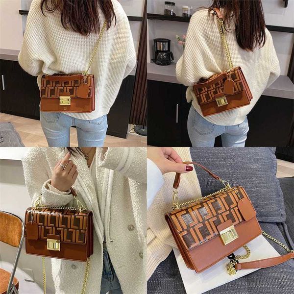 lady evening bags embossed designer bags shoulder bag women classic print handbags designers square chain messenger lady crossbody purse 230
lady evening bags embossed designer bags shoulder bag women classic print handbags designers square chain messenger lady crossbody purse 230