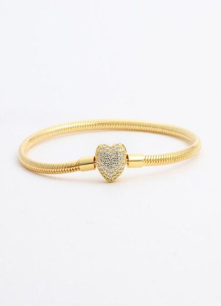 18k yellow gold plated cz diamond heart bracelets original box set for 925 silver chain bracelet for women wedding jewelry4003006, Golden;silver
18k yellow gold plated cz diamond heart bracelets original box set for 925 silver chain bracelet for women wedding jewelry4003006, Golden;silver