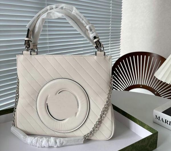 luxury hand bags designer shoulder bags for women genuine leather tote handbag female tote fashion men and women underarm bags 30x5x26cm
luxury hand bags designer shoulder bags for women genuine leather tote handbag female tote fashion men and women underarm bags 30x5x26cm