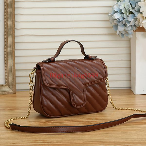 2023 designer patent bag leather women shoulder bag crossbody luxury handbag clutch purses ladies wallets tote gold chain bag
2023 designer patent bag leather women shoulder bag crossbody luxury handbag clutch purses ladies wallets tote gold chain bag