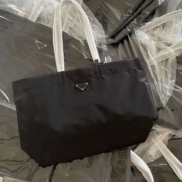 large capacity tote bag nylon shoulder tote fashion underarm bags plain canvas sequins business open soft casual totes simple and lightweigh, Black;red
large capacity tote bag nylon shoulder tote fashion underarm bags plain canvas sequins business open soft casual totes simple and lightweigh, Black;red