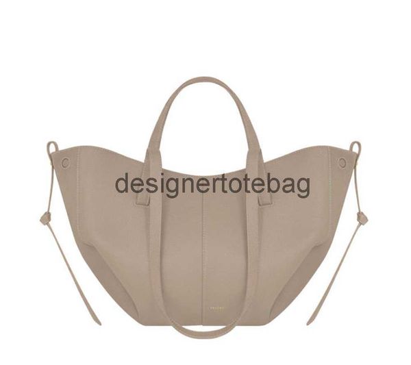 polene cyme tote bag full-grain textured leather designer magnetic buckle closure handbag women suede inner lining luxury large capacity2
polene cyme tote bag full-grain textured leather designer magnetic buckle closure handbag women suede inner lining luxury large capacity2