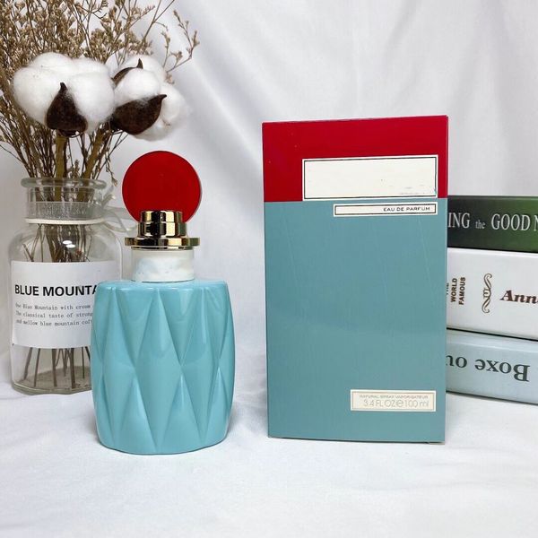 luxury 100ml perfume is available for men and women, with a variety of styles and supports customization
luxury 100ml perfume is available for men and women, with a variety of styles and supports customization