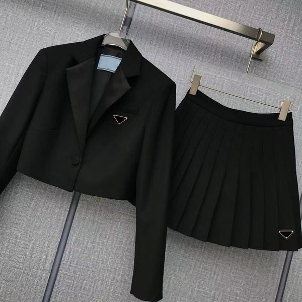 woman tracksuits designer womens sets jacket short skirts two pieces outfit shorts suit dress shirts suits s-xl, Gray
woman tracksuits designer womens sets jacket short skirts two pieces outfit shorts suit dress shirts suits s-xl, Gray