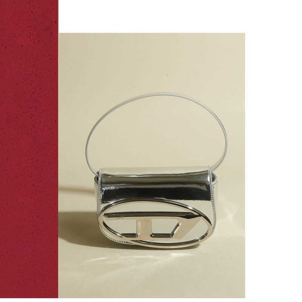 dingdang silver summer new cool spicy girl crossbody saddle fashion one shoulder handheld letter arrow women's bag
dingdang silver summer new cool spicy girl crossbody saddle fashion one shoulder handheld letter arrow women's bag