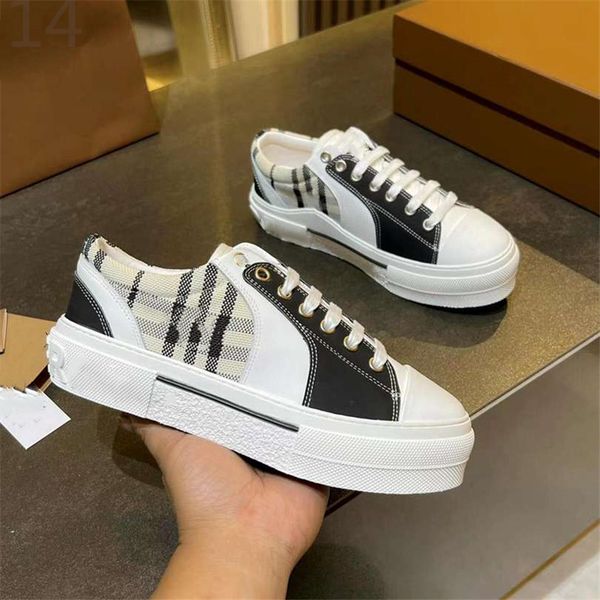 luxury design bowling shoes 2023 qq fashionable men and women leather canvas letter logo casual outdoor sports running shoes 01-019
luxury design bowling shoes 2023 qq fashionable men and women leather canvas letter logo casual outdoor sports running shoes 01-019