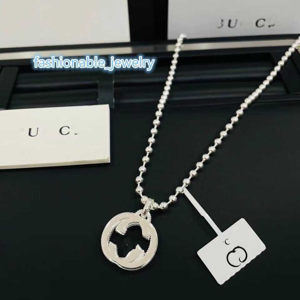 2022 christmas limited edition clover designer pendant necklaces for women retro vintage silver 4 leaf light blue diamond brand luxury neckl
2022 christmas limited edition clover designer pendant necklaces for women retro vintage silver 4 leaf light blue diamond brand luxury neckl