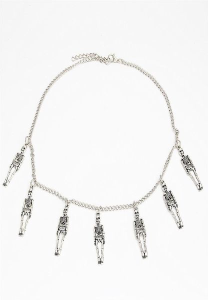 20pcslot antique silver retro punk halloween gift pirate skeleton skull charms necklace pendant charms chain necklace jewelry mak5516121
20pcslot antique silver retro punk halloween gift pirate skeleton skull charms necklace pendant charms chain necklace jewelry mak5516121