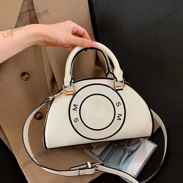 new summer bowling bag designer m handbags j semicircular bag fashion shoulder crossbody bag women brand shell bags leather luxury tote clas
new summer bowling bag designer m handbags j semicircular bag fashion shoulder crossbody bag women brand shell bags leather luxury tote clas