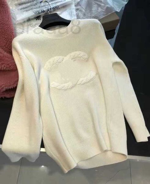 women's sweaters designer 2023 dress luxury women style long sleeve oversize knit pullover female casual loose brand embroidery c lett, White;black
women's sweaters designer 2023 dress luxury women style long sleeve oversize knit pullover female casual loose brand embroidery c lett, White;black