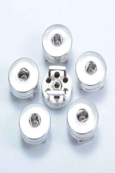 silver alloy clasps 18mm ginger snap base interchangeable accessories for jewelry snaps buttons diy jewelry accessory9785198
silver alloy clasps 18mm ginger snap base interchangeable accessories for jewelry snaps buttons diy jewelry accessory9785198
