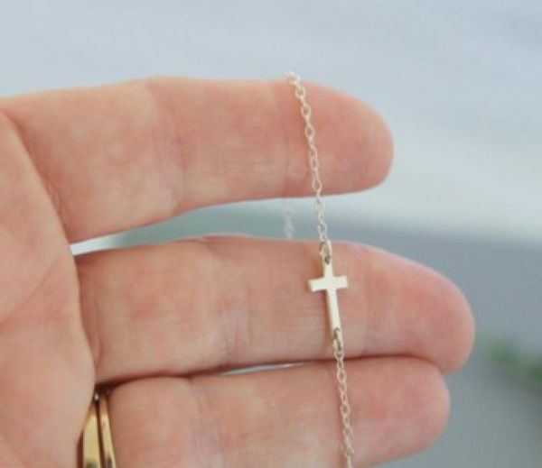 delicated made cross chain bracelet gold platedsilver plated crafted affordable brecelet2301092, Black
delicated made cross chain bracelet gold platedsilver plated crafted affordable brecelet2301092, Black