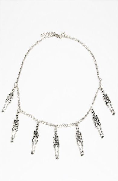 20pcslot antique silver retro punk halloween gift pirate skeleton skull charms necklace pendant charms chain necklace jewelry mak8811469
20pcslot antique silver retro punk halloween gift pirate skeleton skull charms necklace pendant charms chain necklace jewelry mak8811469