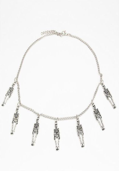 20pcslot antique silver retro punk halloween gift pirate skeleton skull charms necklace pendant charms chain necklace jewelry mak1015659
20pcslot antique silver retro punk halloween gift pirate skeleton skull charms necklace pendant charms chain necklace jewelry mak1015659