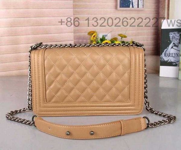 2023 luxurys designers bag women handbags totes clutch flap handbag cf classic famous fashion boy mini bags travel crossbody summer
2023 luxurys designers bag women handbags totes clutch flap handbag cf classic famous fashion boy mini bags travel crossbody summer