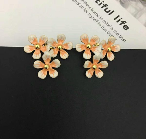 new arrivals luxury designer women earrings enamel flowers earrings for women fashion party jewelry 7967220, Silver
new arrivals luxury designer women earrings enamel flowers earrings for women fashion party jewelry 7967220, Silver