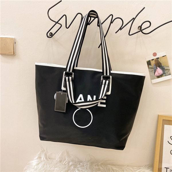 commuter high capacity handbag tote bag for women fashion simple shoulder bag large capacity file bag women's bag fashion nylon shoulde
commuter high capacity handbag tote bag for women fashion simple shoulder bag large capacity file bag women's bag fashion nylon shoulde