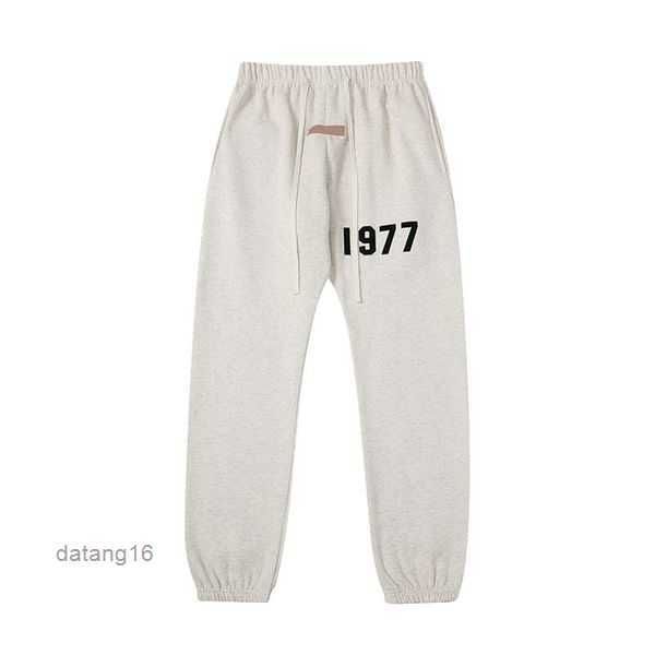 1977 designer essen hoodies hoody men essentail pullover sweatshirts oversized clothing quality mens womens hooded jumper refflective lette, Black
1977 designer essen hoodies hoody men essentail pullover sweatshirts oversized clothing quality mens womens hooded jumper refflective lette, Black