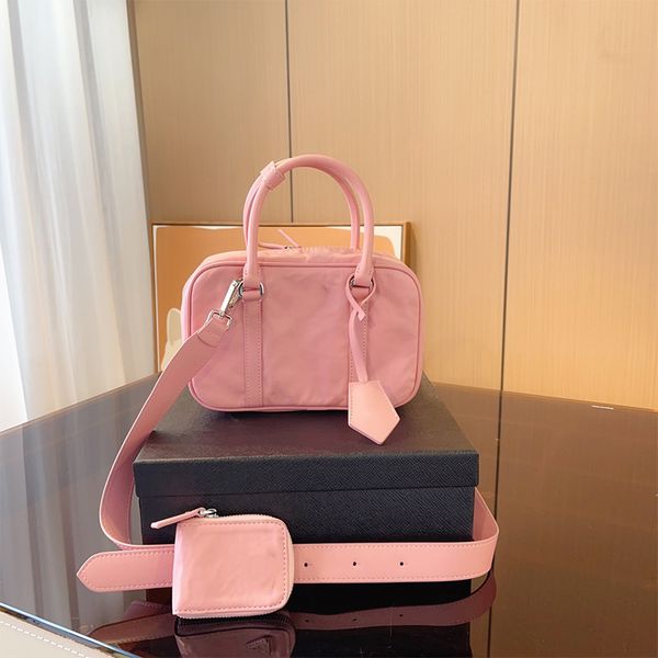 shoulder crossbody womens totes bag lady men designer handbags practical casual square wallets
shoulder crossbody womens totes bag lady men designer handbags practical casual square wallets
