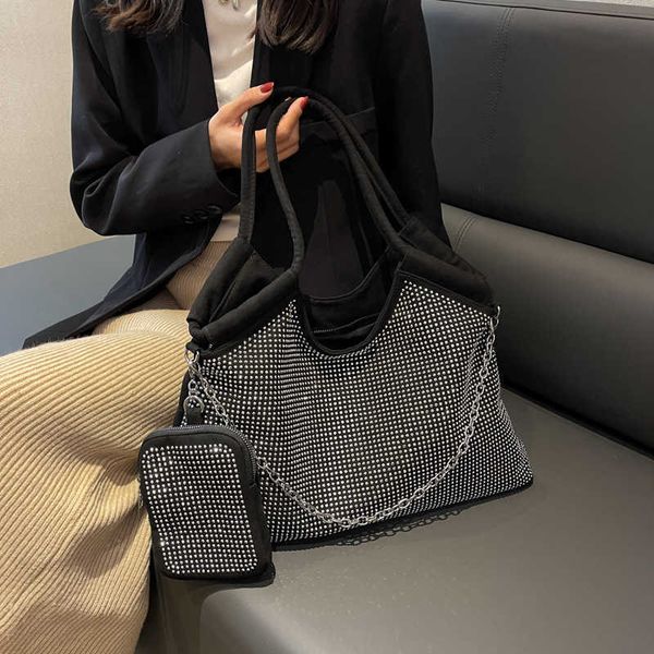 large capacity tote bag advanced water diamond shoulder bag autumn/winter new chain bag simple and fashionable crossbody bag
large capacity tote bag advanced water diamond shoulder bag autumn/winter new chain bag simple and fashionable crossbody bag