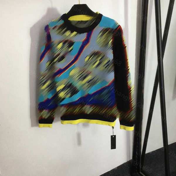 23ss womens designer clothing women sweater autumn and winter new round neck european portrait jacquard pattern long sleeve pullover sweater, White;black
23ss womens designer clothing women sweater autumn and winter new round neck european portrait jacquard pattern long sleeve pullover sweater, White;black