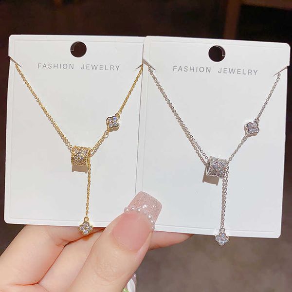 light luxury niche design high-end feeling small waist four leaf flower necklace tassels sweet temperament fashionable and versatile collarb, Silver
light luxury niche design high-end feeling small waist four leaf flower necklace tassels sweet temperament fashionable and versatile collarb, Silver