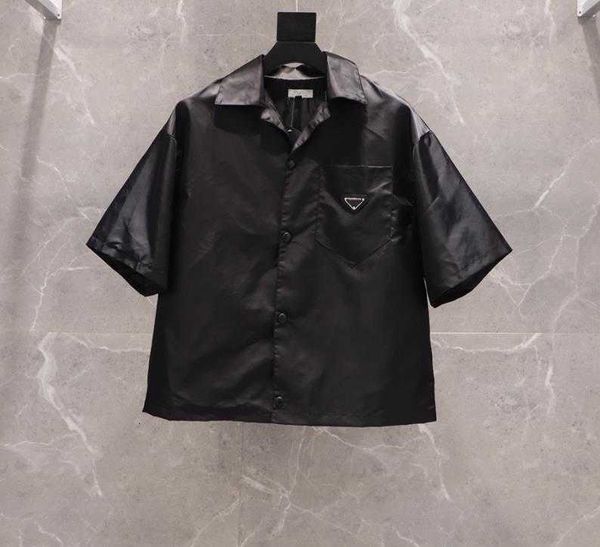 prad womens and 2021 mens shirt casual brand short blouses classic inverted triangle loose imported high-quality nylon tooling summer, White;black
prad womens and 2021 mens shirt casual brand short blouses classic inverted triangle loose imported high-quality nylon tooling summer, White;black