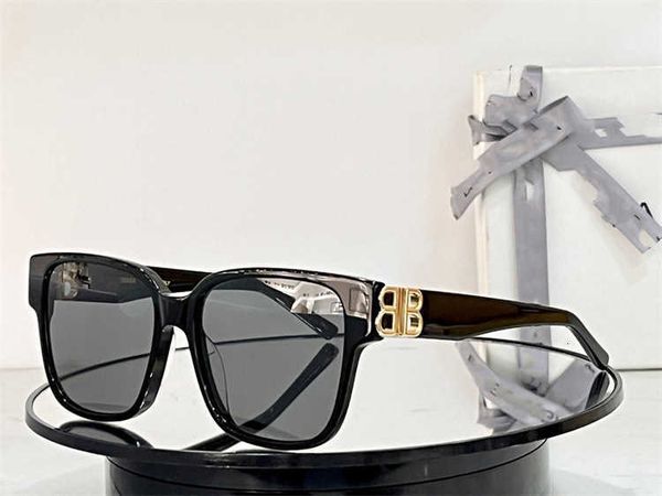 Fashion top BB sunglasses letter b types of Paris brand B plate for women ins net red the same type square men BB0104 with original box
Fashion top BB sunglasses letter b types of Paris brand B plate for women ins net red the same type square men BB0104 with original box