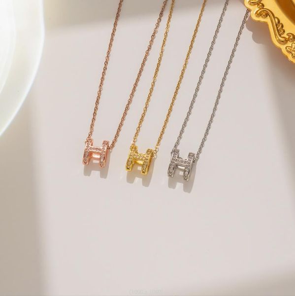 pendant necklaces high grade full diamond letter titanium steel necklace for women's summer ins simple and cool style collarbone chain, Silver
pendant necklaces high grade full diamond letter titanium steel necklace for women's summer ins simple and cool style collarbone chain, Silver