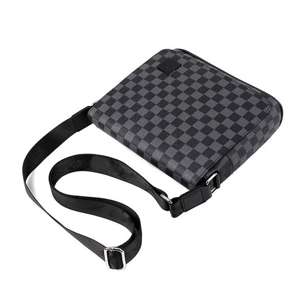 man's bag handbags men leather trio messenger bags luxury shoulder bag make up bag designer handbag tote briefcase
man's bag handbags men leather trio messenger bags luxury shoulder bag make up bag designer handbag tote briefcase