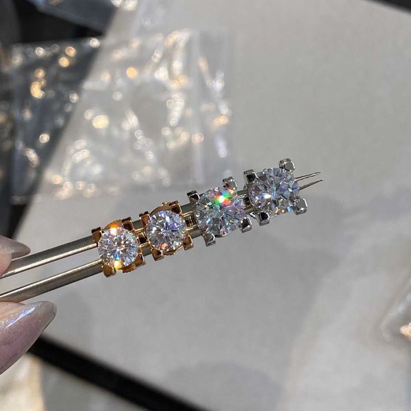 designer carti v gold one claw earrings with 18k rose white bull horn single diamond, Golden;silver
designer carti v gold one claw earrings with 18k rose white bull horn single diamond, Golden;silver