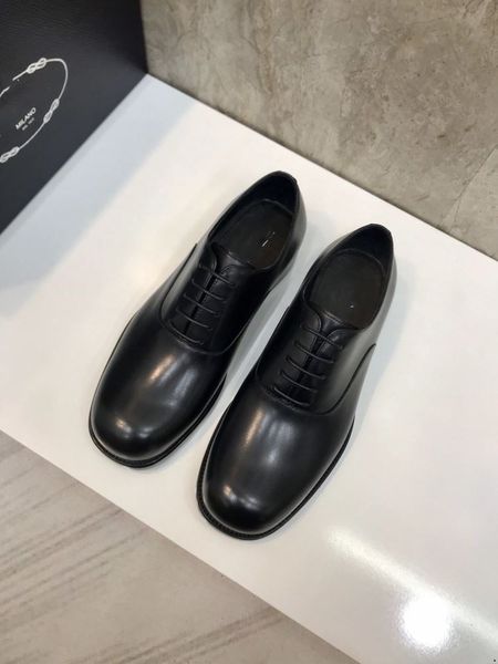 5a original box luxurious men's dress casual leather shoes italian style designer loafers business office shoes genuine leather pointed, Black
5a original box luxurious men's dress casual leather shoes italian style designer loafers business office shoes genuine leather pointed, Black