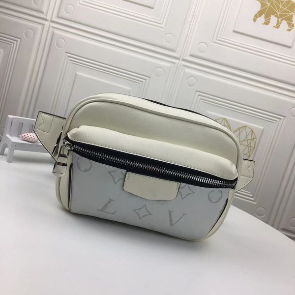 2023-pop style flower-shaped one-shoulder diagonal tote, zipper bag, random back, popular bags this year.
2023-pop style flower-shaped one-shoulder diagonal tote, zipper bag, random back, popular bags this year.