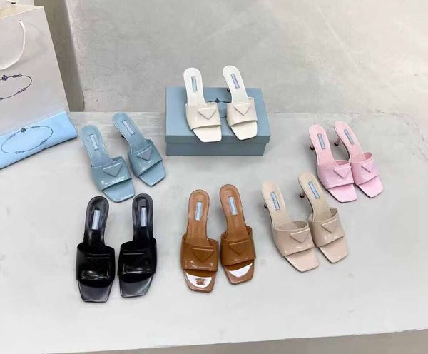 luxury designers lady slipper heel sandals brushed patent leather women slippers high heels square pumps inverted triangle flip flops slides, Black
luxury designers lady slipper heel sandals brushed patent leather women slippers high heels square pumps inverted triangle flip flops slides, Black