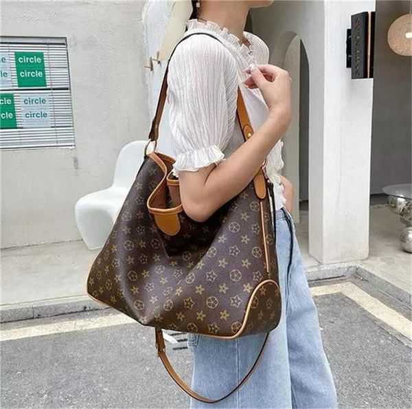luxury designer 3a handbag shoulder bag ladies messenger bag fashion classic wallet clutch soft leather
luxury designer 3a handbag shoulder bag ladies messenger bag fashion classic wallet clutch soft leather