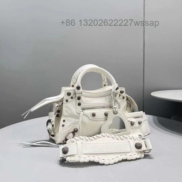 shopping bags shoulder designer lady fashion totes cross body half moon luxury leather claic retro purse hourglass bucket bag locomotive wal
shopping bags shoulder designer lady fashion totes cross body half moon luxury leather claic retro purse hourglass bucket bag locomotive wal