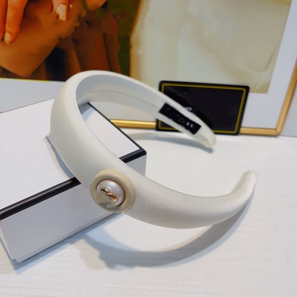fashion popular headband brand hairhoop designer classic hairhoop or women channel outdoor sports headwear ccity hair accessories fx1e
fashion popular headband brand hairhoop designer classic hairhoop or women channel outdoor sports headwear ccity hair accessories fx1e
